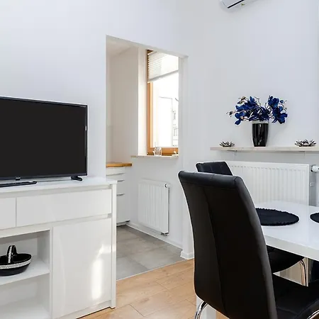 Obrzezna Luxe * Warsaw